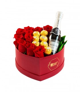 10 Rosas + Bombones Ferrero Rocher + Riccadonna 200Ml. - CORAZ03