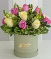 Box Verde con Rosas Pasteles - MA25-03
