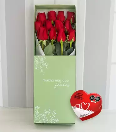 Caja con 12 Rosas Rojas + Hersheys Kisses - MA25-23