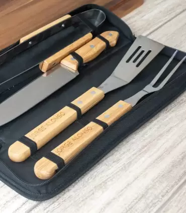 Tabla Parrillera Y Utensilios Personalizados - PERZPEL21